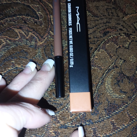 MAC Cosmetics Lip Liner in Warm Brown - Picture 1 of 1